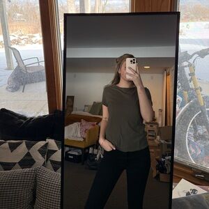 Universal Thread Olive Short Sleeve Tee